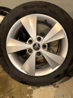 5x112 R16 škoda kola - 3