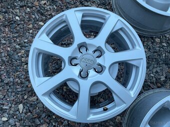 Originální disky Audi A5, A4, A5 5x112 R17 - 3