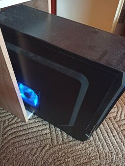 Intel i5-8600k, 16gb ram, GTX 1060 6gb - 3