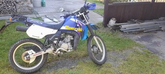 Kawasaki kmx 125 - 3