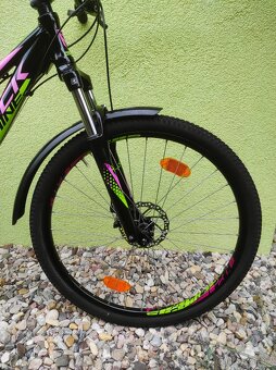 Značkové dívčí (dámské) kolo Rock Machine 27,5"/14" DISC - 3