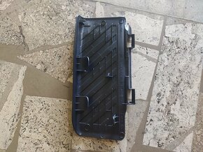 Nášlap / opěrný pedál - 5Q1864777C -VW / Škoda / Audi / Seat - 3