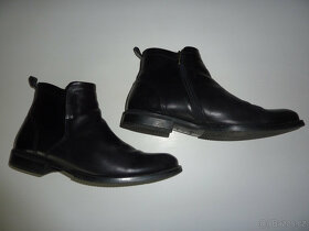 Pánské kožené černé kotníkové boty zn. Conhpol, vel. 44 - 3