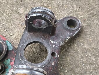 Brýle svorník tlumiče ČZ 125 175 250 350 477 476 471 481 482 - 3