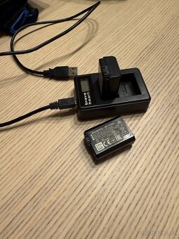 Sony a7 ii + objektiv SONY FE 28-70 mm + Příslušenství - 3