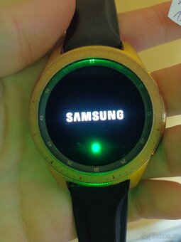 Chytré hodinky Samsung Galaxy Watch 42mm - 3