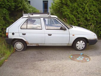 Škoda Favorit na náhradní díly - 3