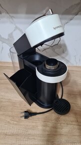 Kapslový kávovar Nespresso Vertuo Next White (bílý) - 3