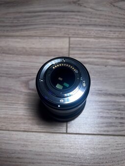 Objektiv SIGMA 30 mm f/1,4 (pro MFT) - 3