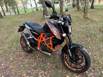 KTM Duke 690 - 3