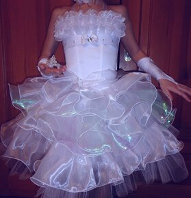 elegantní sváteční plesové šaty - 3