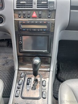 Mercedes E W 210, 320 cdi - 3