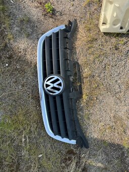 Vw touran 2006 LP blatník maska - 3