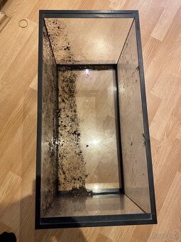 akvárium , terárium 60x30x35 jako nové - 3