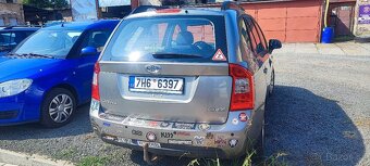 Kia carens 2.0crdi Vadné Turbo DoHoDa - 3