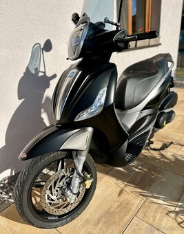 Piaggio Beverly 350i Sport Touring, 2016, 13700km - 3