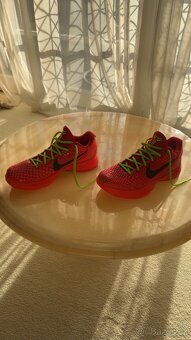 Nike Kobe 6 reverse grinch. - 3