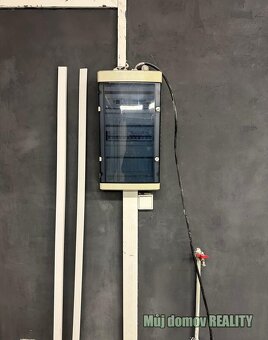 Pronájem skladového / komerčního prostoru  60 m,  Praze 9  L - 3