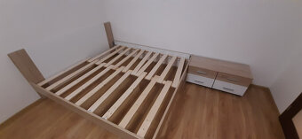 Manželská postel + noční stolek 2x - 3