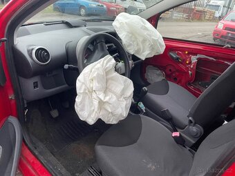 Toyota AYGO 1KR-FE - 3