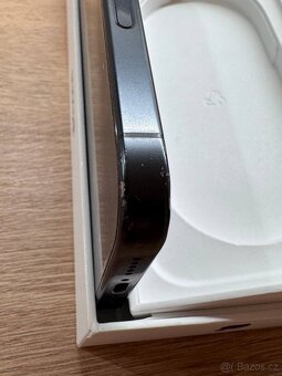 iPhone 16 Pro 128GB Black Titanium - 3