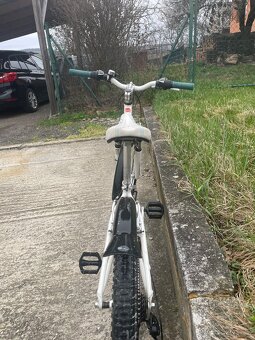 Dětské kolo specialized - 3