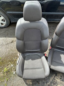 autosedačky Vito 447 , Trafic , Vivaro, - 3