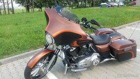 Harley Davidson FLHX - 3