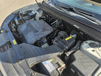 Hyundai Santa Fe 2.2 CRDI 145kw AWD automat 2010 - 3