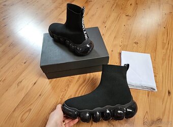 Versace Jeans Couture vel.37 sedi 38 original nové - 3