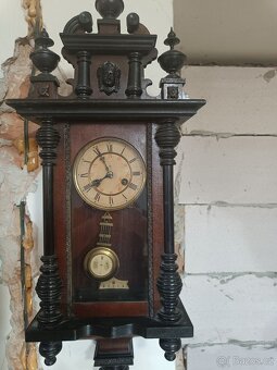 NÁSTĚNNÉ HODINY ZNAČKY JUNGHANS 1890 - 3