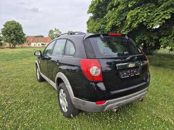 Prodám Chevrolet Captiva 2.4lci - KLIMATIZACE - 3