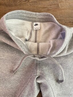 NIKE tepláky chlapecké, velikost M - 3