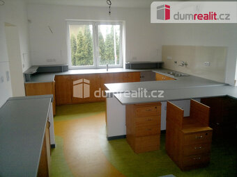 Pronájem komerčních prostor 172 m2, Praha 9 - Hloubětín - 3