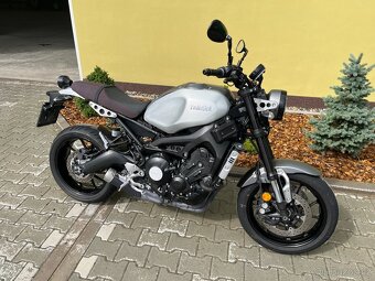 Yamaha XSR 900 - 3