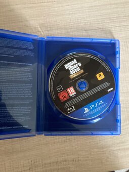 Grand theft auto the triology - 3
