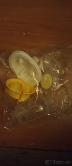 Medela manuální odsávačka,7 lahví na ml. - 3