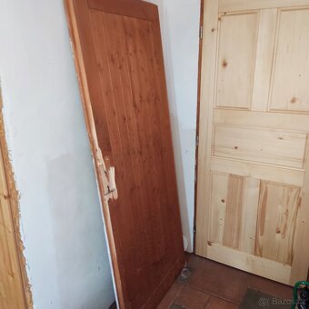 Vchodové palubové dveře poškozené 80L - 3