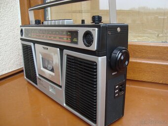 Radiomagnetofon Sanwa - 3