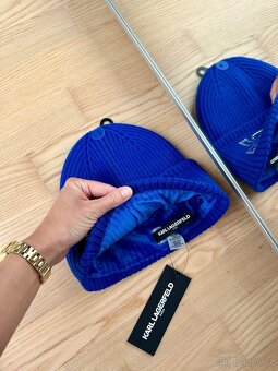 KARL LAGERFELD ZIMNÍ ČEPICE MODRÁ - 3