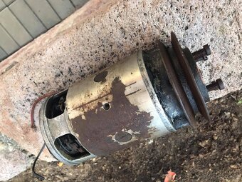 Prodám vzácne dynamo SCINTILLA Swiss made 80 w 1 1/2 - 3