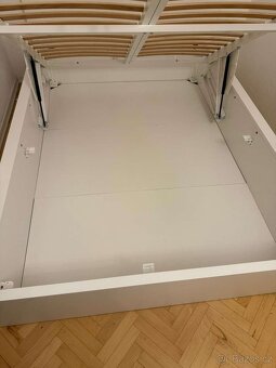 Postel Ikea Malm 160x200 - 3