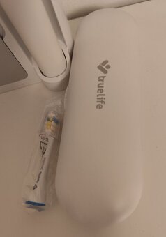 Truelife SonicBrush UV sonický zubní kartáček - 3