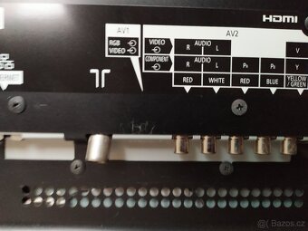 Prodám TV PANASONIC TXP42ST60E - 3