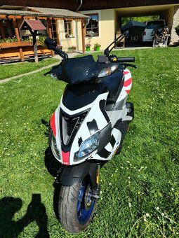 Aprilia SR 50 Factory DITECH 4kW, r.v. 2005 - 3