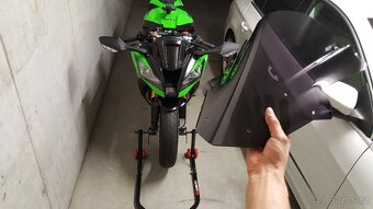 Kawasaki Ninja ZX - 10R - 3