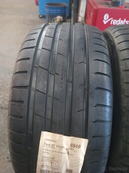 2xletní pneu 235/40/18.nokian. - 3