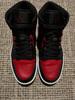 Nike Air Jordan 1 Mid - 3