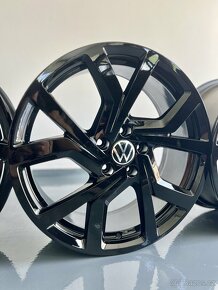 Originální alu kola Brescia, VW Golf 7 GTI, 5x112 r19 - 3