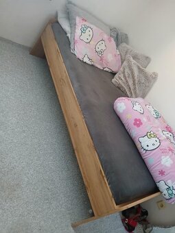 Postel se šuplíkem - 3